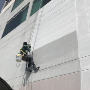 thi công chống thấm gốc acrylic